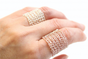 Peruvian wire crochet – Mesh ring