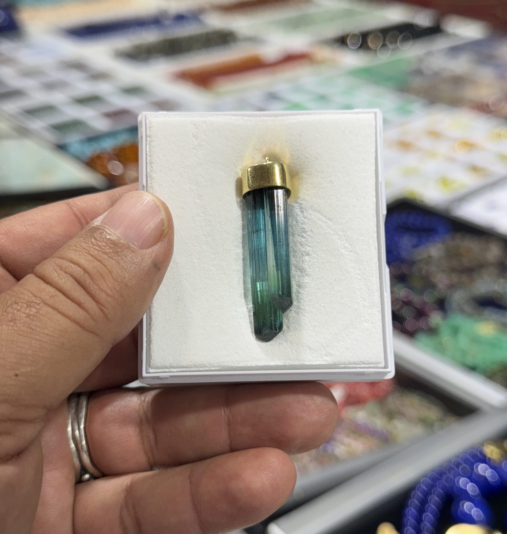 Mousa Lapis Gems