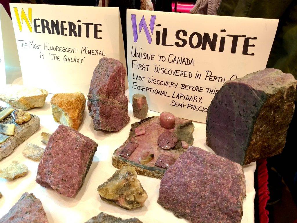 Canadian minerals from Rockstar Fine Gems